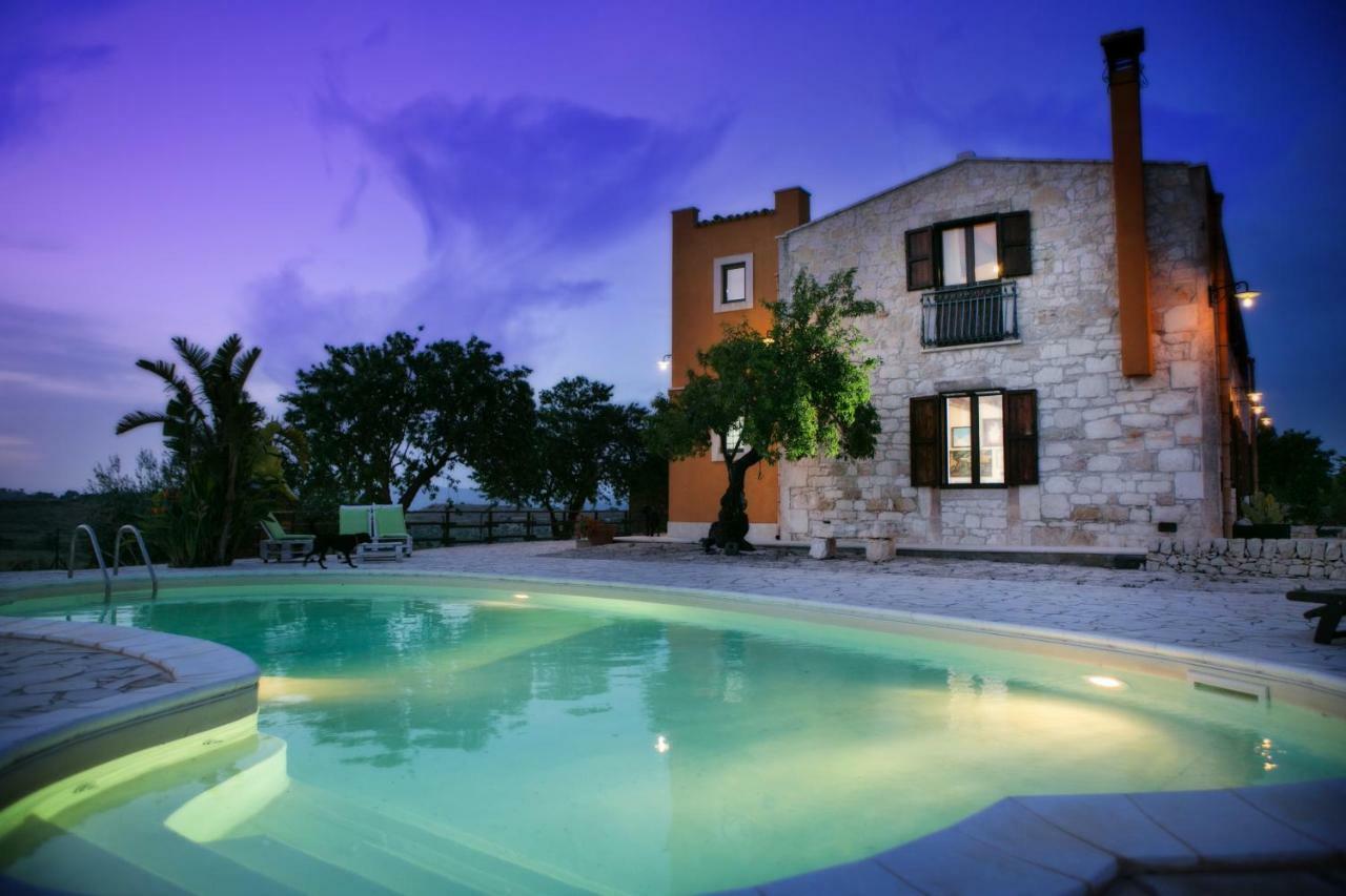 Villa Zammarra 卡萨马卡里 外观 照片
